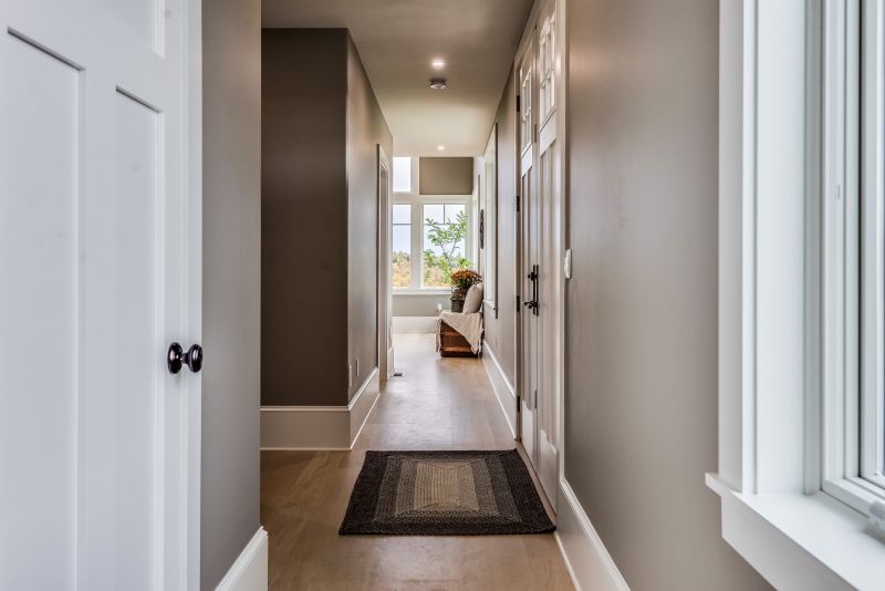 Entryway Accents